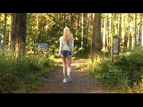 ❤️ 美女がゆっくり動く、ヌード動画ではありません ❤️ 美女ポルノ ❌️